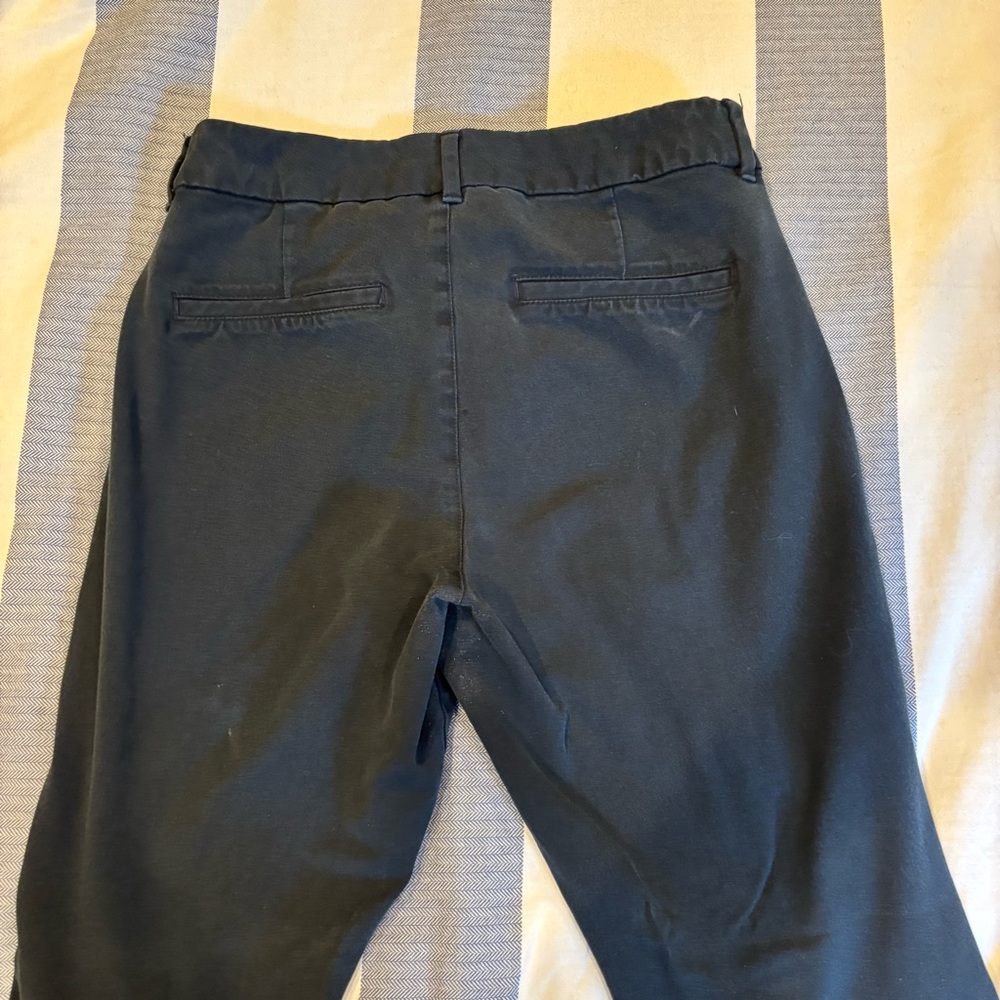 Old Navy Pixie Pants - Picture 12 of 12